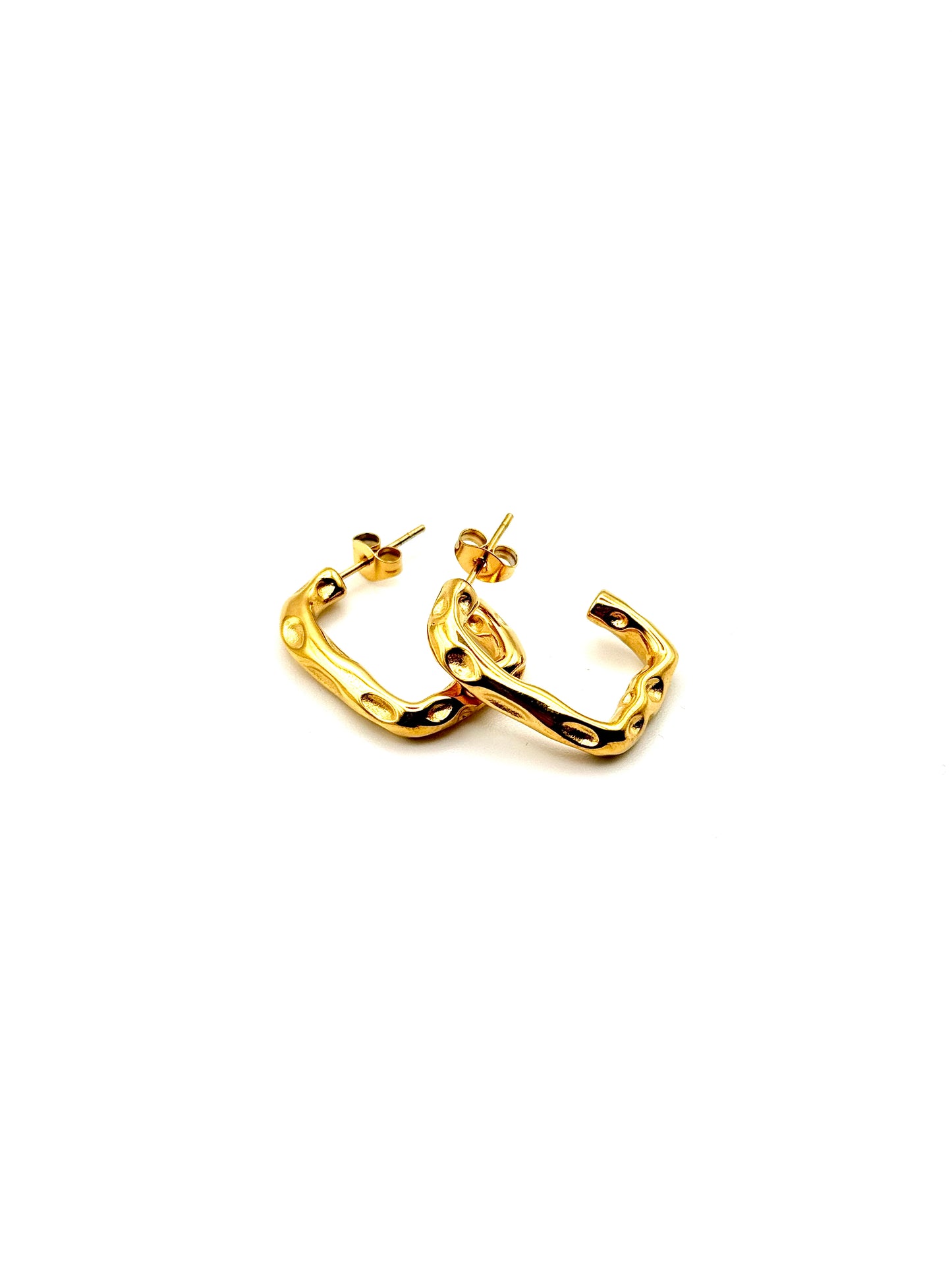 Boucles d'Oreilles Dorées Carrées Non Finies avec Creux