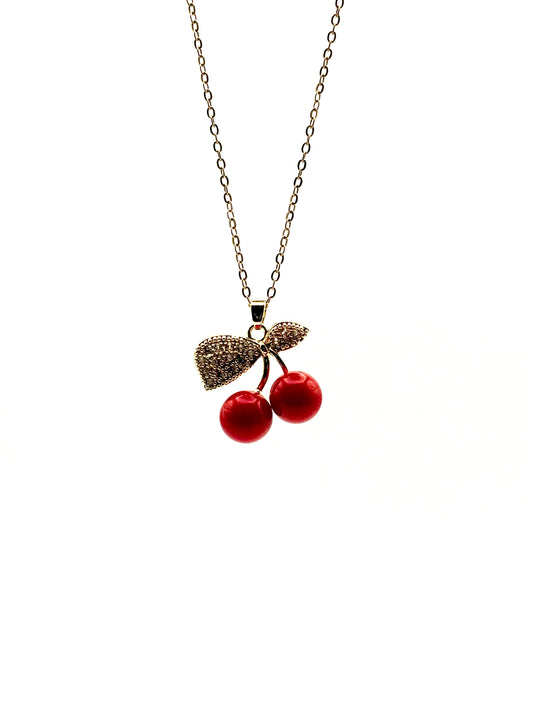 Collier Cherry Rouge à Pétales Dorées avec Strass