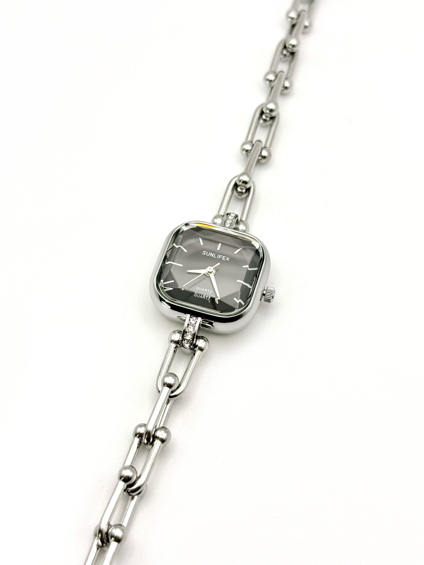 Sanah argenté | Montre en acier inoxydable